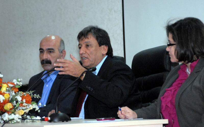 العزايزة: لا معونات طارئة إلا من خلال مديريات الميدان