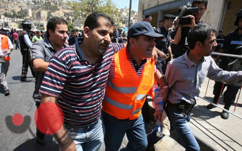 الحريات النيابية تستنكر الاعتداء على الصحفيين