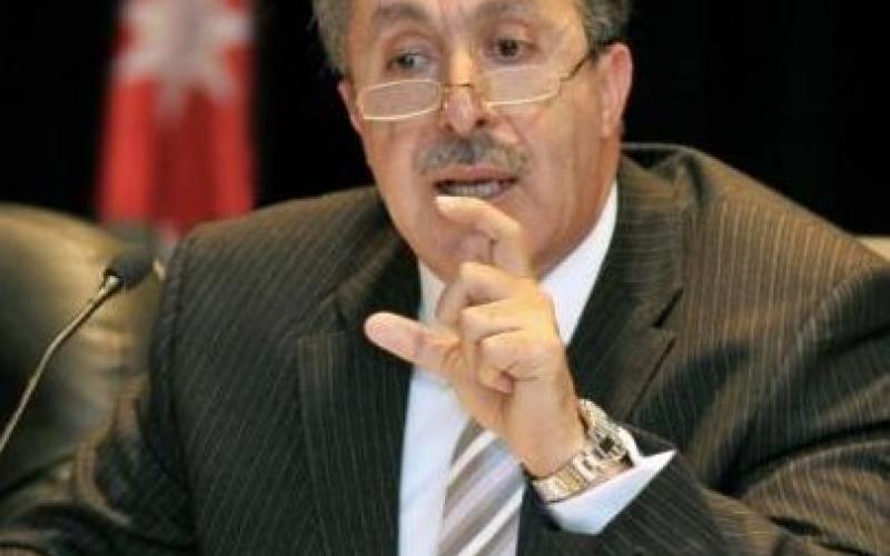 الكباريتي: الملكة أخر من يهمس في أذن الملك