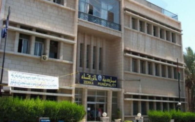 توقيف رئيس بلدية الزرقاء السابق بتهمة الاستثمار الوظيفي