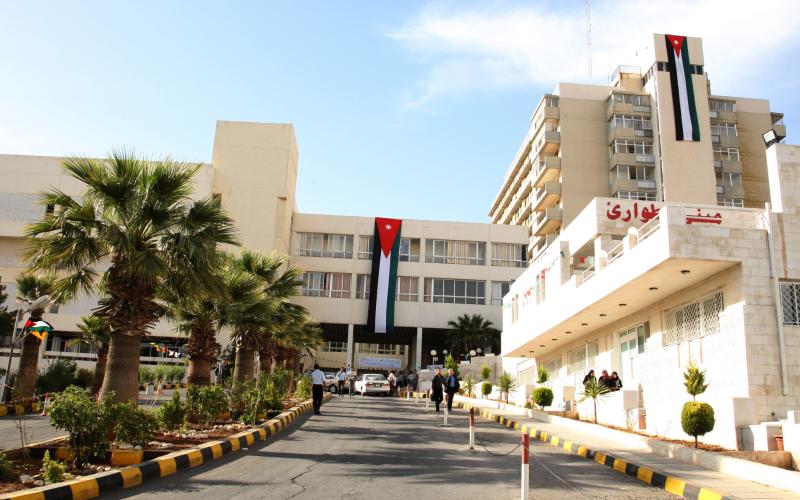 54 نائبا يطالبون بدفع مستحقات الحكومة لمستشفى الجامعة