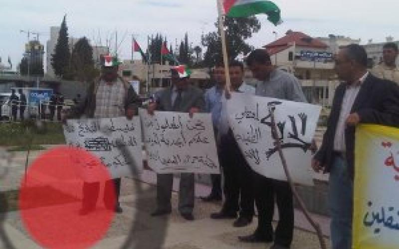 معلمون على الرابع للإفراج عن العوران وتمهيد لاعتصام مفتوح