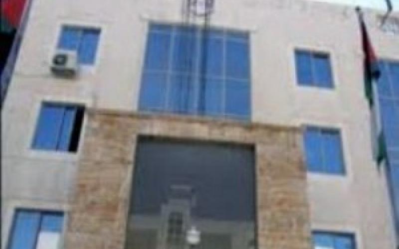 العمل تنفي وجود انتهاكات بحق عمال إحدى شركات مدينة الحسن