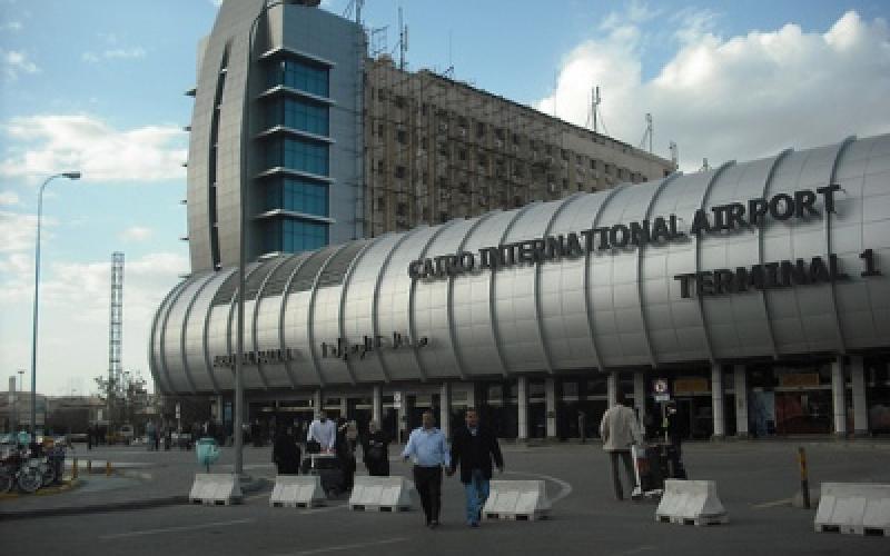 ترحيل دبلوماسية أمريكية من القاهرة إلى عمان