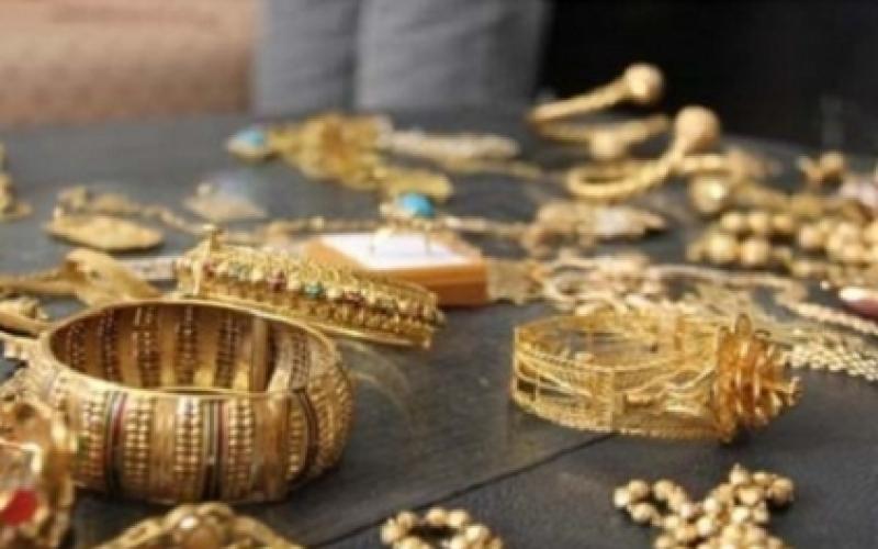 القبض على بائع ذهب مقلد بـ 33 ألف دينار