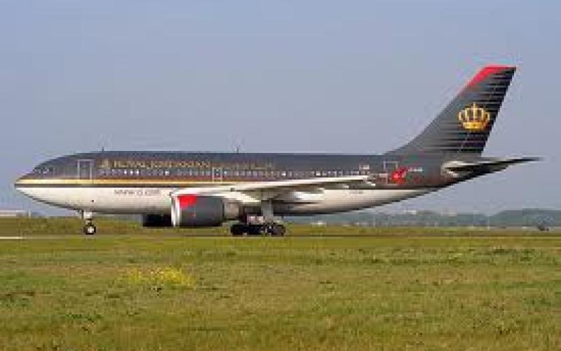 مفصولو خصخصة الطيران المدني يعيشون ظروفا صعبة 