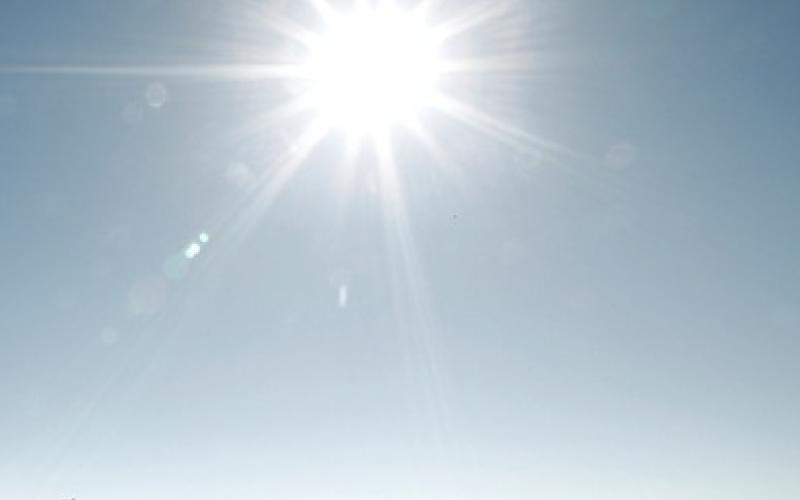 طقس معتدل إلى حار حتى الخميس 