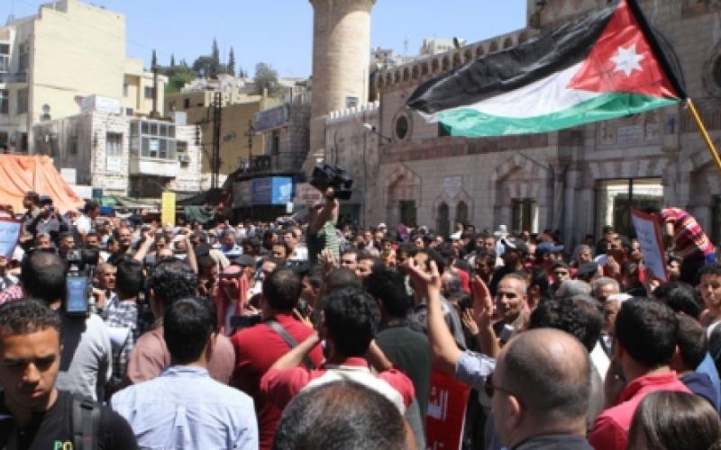 الخبز والديمقراطية تدعو للمشاركة بمسيرة الحسيني ضد رفع الأسعار وقانون الانتخاب