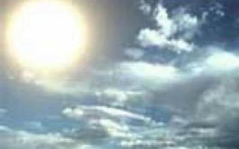 استمرار موجة الحر وانخفاض طفيف على الحرارة السبت