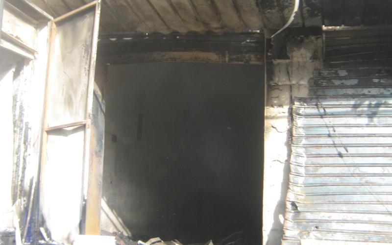 حرق وتكسير محلات في عين الباشا (صور)