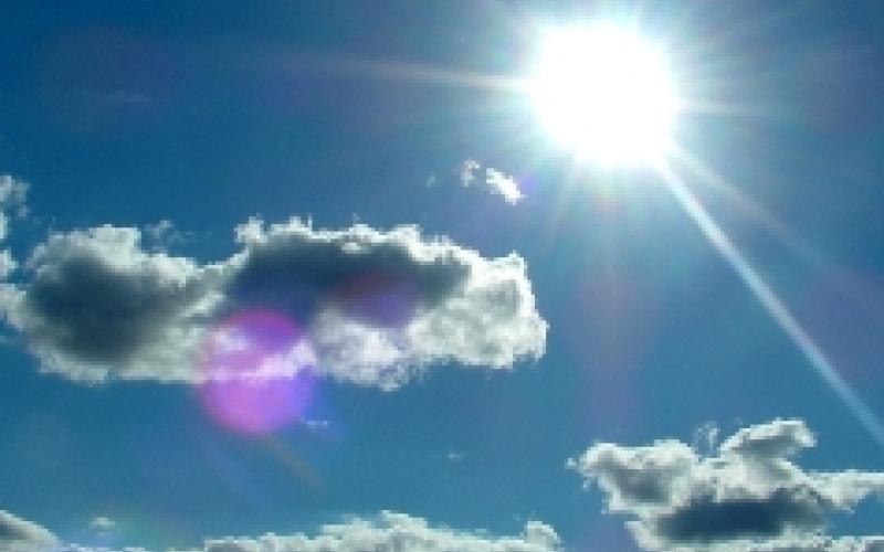 طقس حار الى معتدل حتى نهاية الاسبوع 