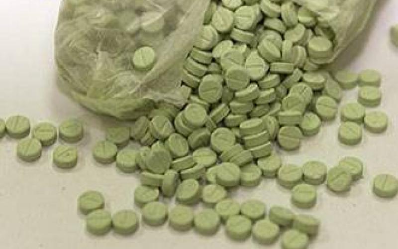 إحباط تهريب 40 ألف حبة كبتاجون