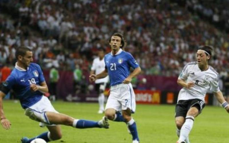 فوز الطليان على الألمان يغلق شوارع بعمان