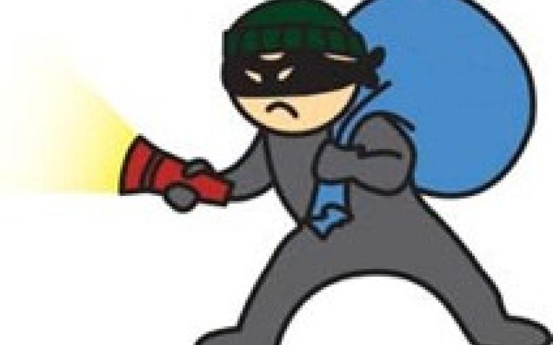 محتالون يستخدمون هوية مزورة لشخص متوفي منذ 30 عاما 