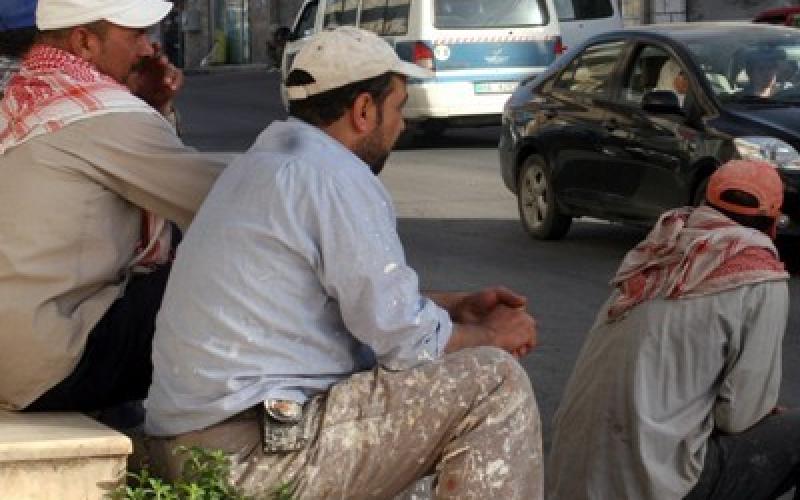 وزير العمل: تعديل رسوم تصاريح العمل لا يمس العمالة المصرية