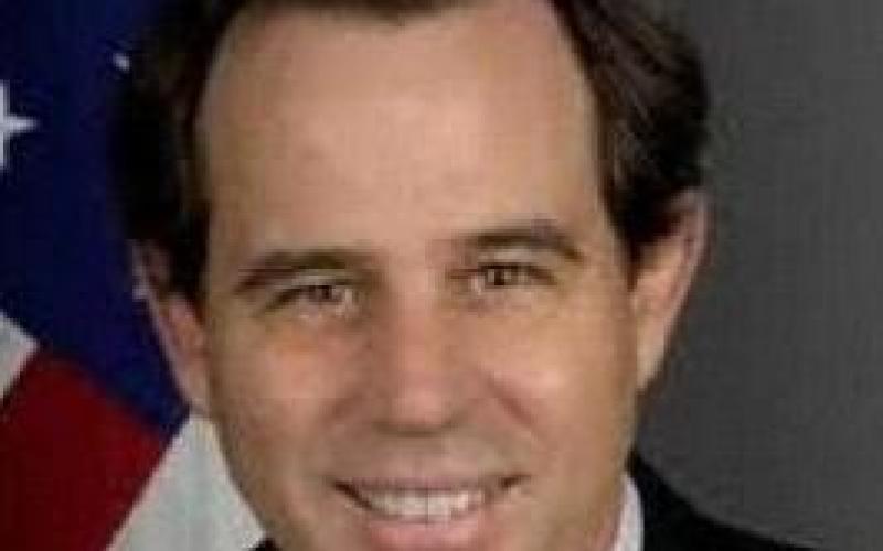 الحراك الشبابي ينتقد تصريحات السفير الاميركي 