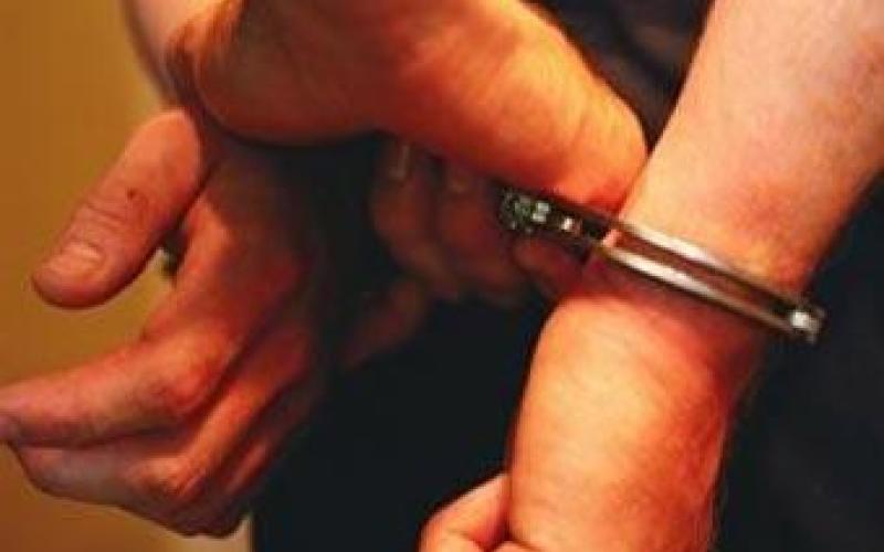 القبض على اخطر محتال في اربد 