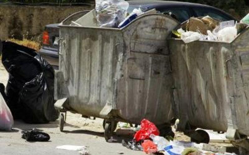 كوادر الامانة تجمع 4400 طن من النفايات 