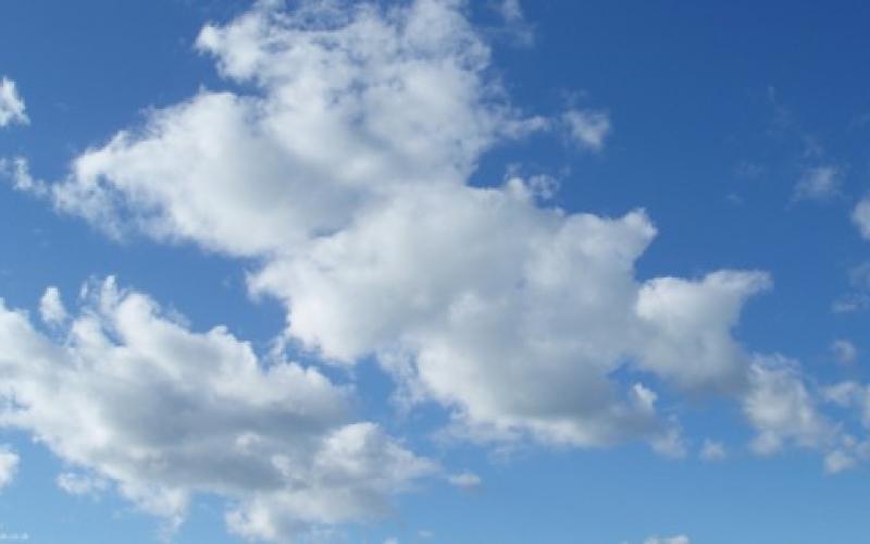 أجواء معتدلة والعظمى في عمان 33 درجة