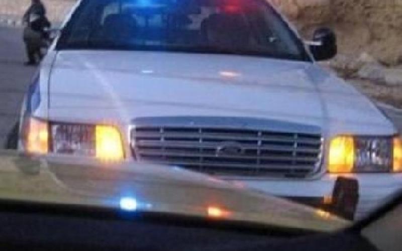 العثور على قتيل في سيارة بعد مطاردتها من الامن 