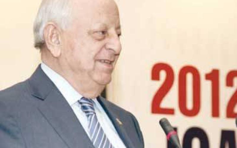 عماري: تضرر الاقتصاد بسبب الاحتجاجات الإقليمية وتوقع انخفاض الاستثمار