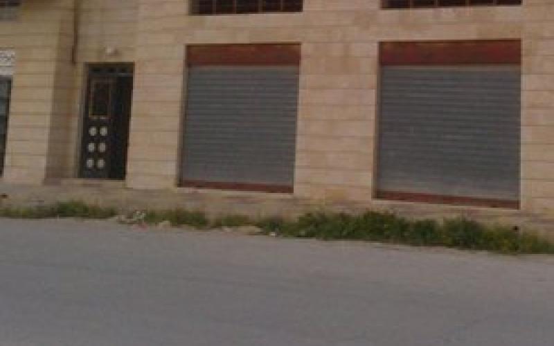 العثور على جثة في كراج في الزرقاء