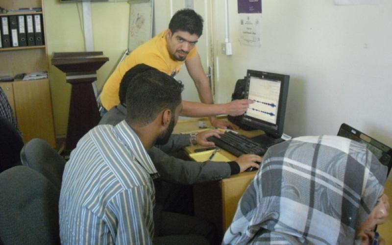 " الاعلام المجتمعي" تدرب سوريين على العمل الصحفي 