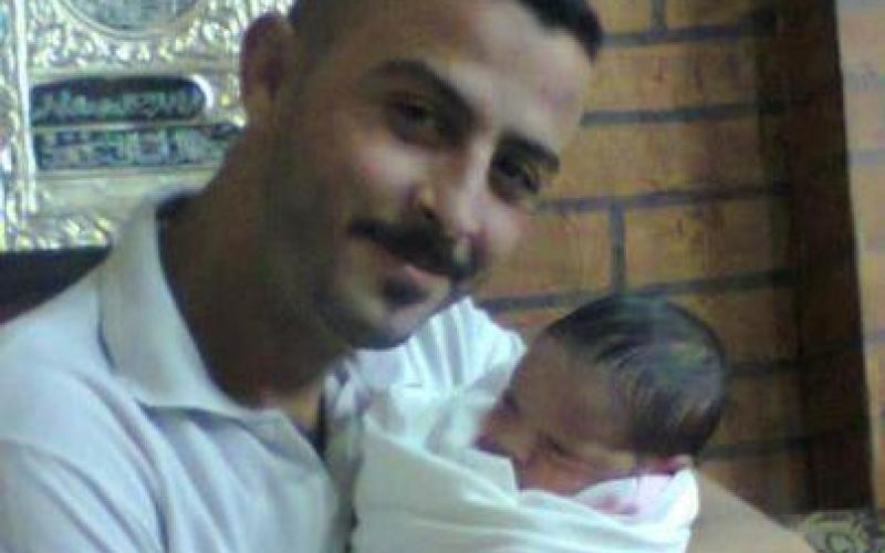 رضيعة اردنية عالقة في حمص بعد مقتل والديها  