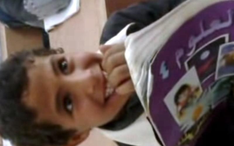 "ذبحتونا" تطالب بالتحقيق بفيديو يظهر سخرية معلم من أحد طلبته- فيديو