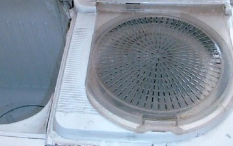 تحرير طفل علق في غسالة بالرابية 