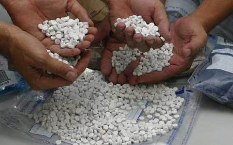 ضبط 100 الف حبة مخدرات 