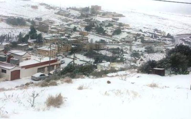 طقس بارد وثلوج على مرتفعات الجنوب 