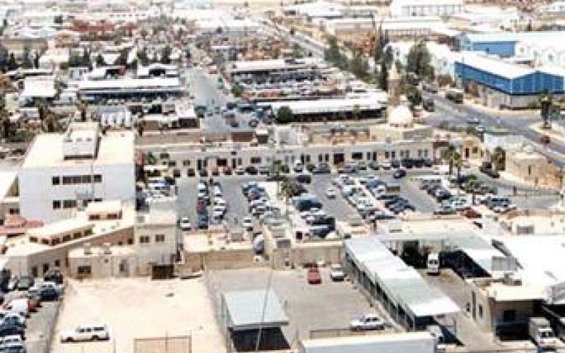 توفي بطعنة من شقيقه في المنطقة الحرة