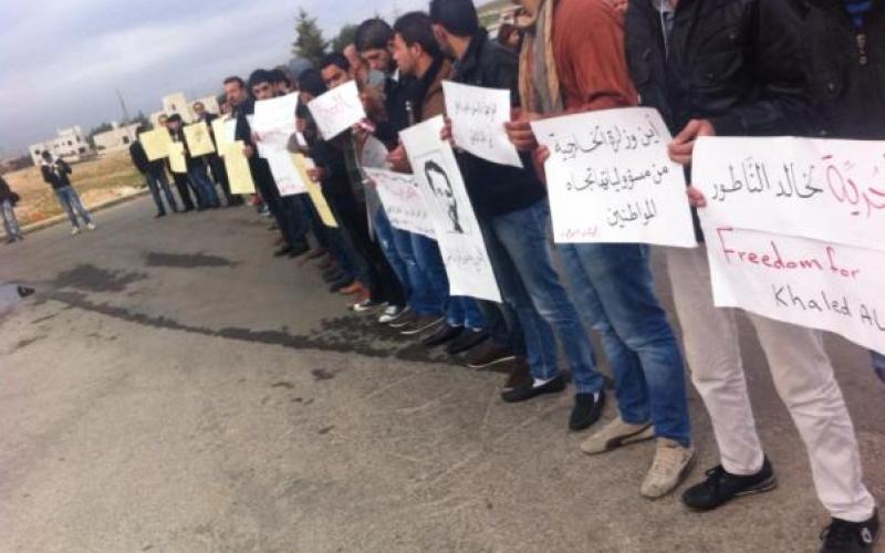 الحراك الشبابي يهدد بالتصعيد لمعرفة مصير الناطور 