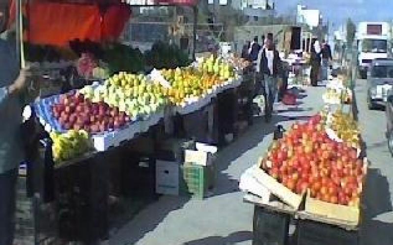 الأمانة تباشر حملة إزالة المعرشات المخالفة 