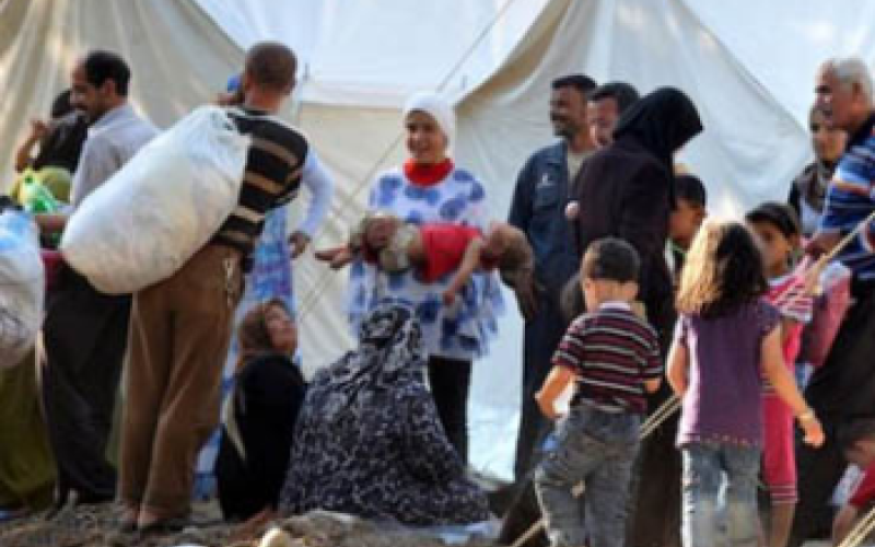 اللاجئون السوريون: شكلنا حكومة “ضل بدنا وطن”