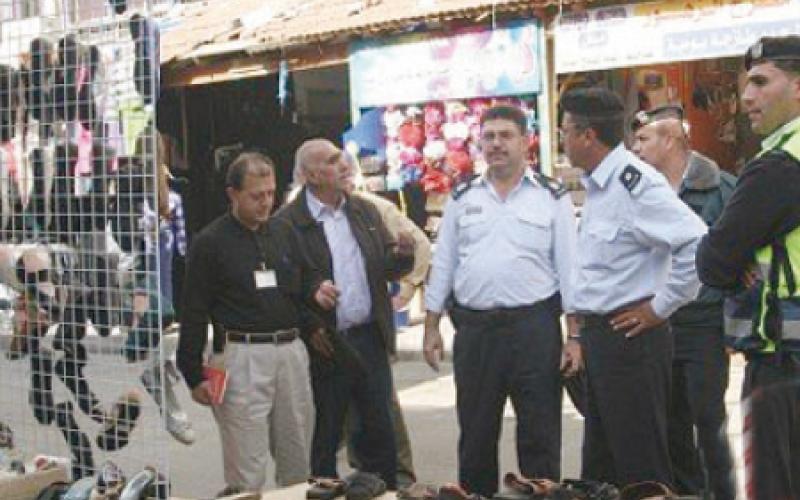 الأمانة: إزالة البسطات مستمرة وتهديدات للكوادر