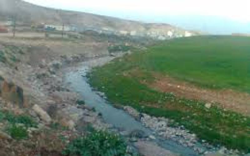 تحذيرات من مخاطر بيئية في منطقة الشلالة