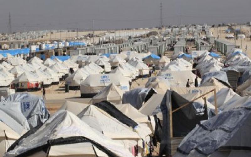 ضبط شخصين حاولا تهريب 18 لاجئا من "الزعتري"