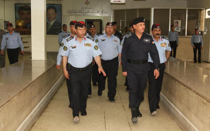 الطوالبة يزور جسر الملك حسين 