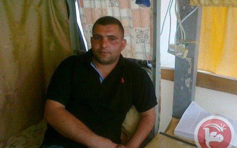 الأسير أبو خضير يدخل اضرابا مفتوحا عن الطعام