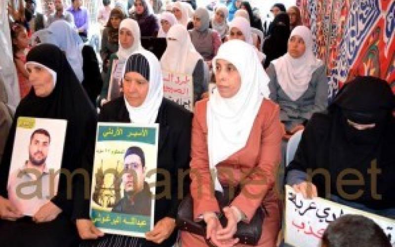 بالصور: خيمة التضامن مع الأسرى تستأنف نشاطاتها