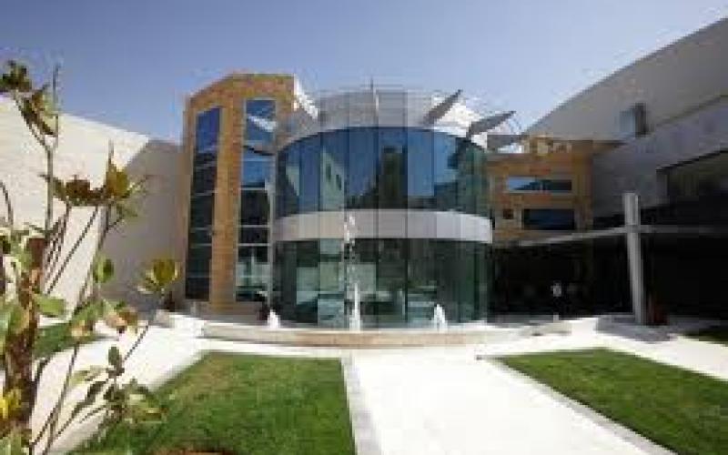 أمانة عمان تزيل كتابات ورسومات مسيئة للشعور الديني