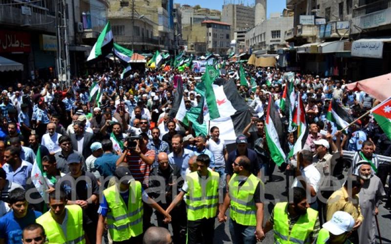 بني ارشيد في مسيرة الحسيني: السوريون قادرون على خلق نظام مقاوم - صور