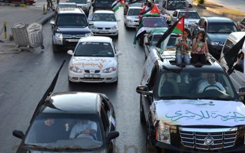 مسيرة السيارات الثانية للتضامن مع الأسرى تجوب عمان- صور