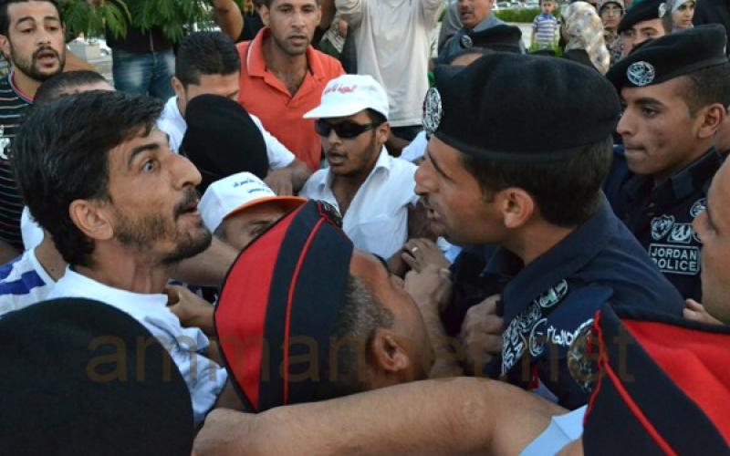 "العمل الإسلامي" يستنكر الاعتداء على أهالي الأسرى