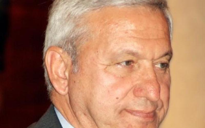 الحكومة تطلب مساعدة بريطانيا لاستعادة أموال الكردي