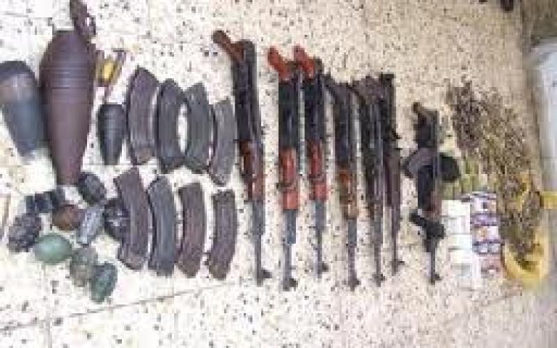 ضبط كميات من الأسلحة في معان