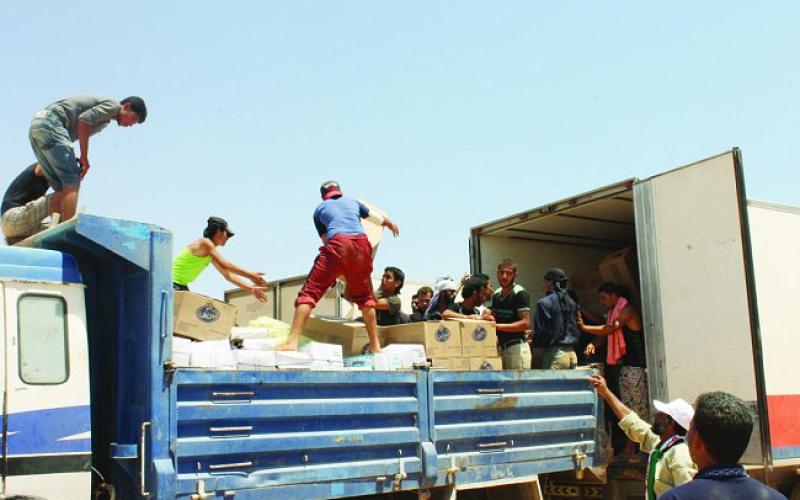 30 طن مساعدات جزائرية للاجئين السوريين