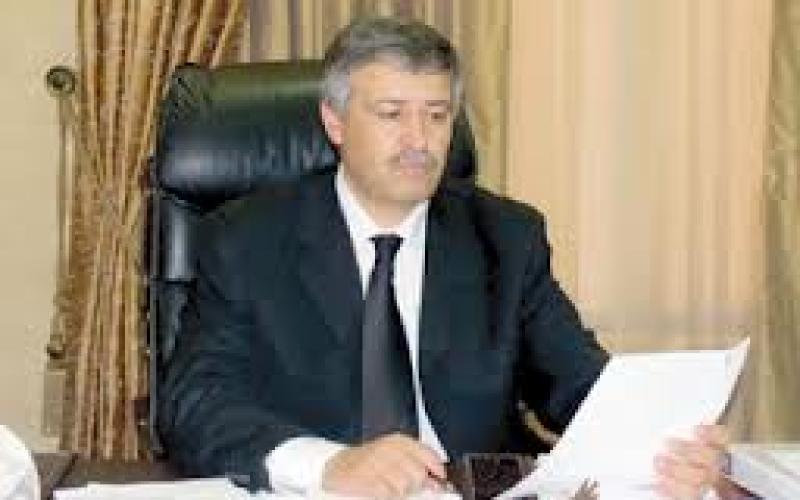 وزير العمل يدعو لتوجيه الاستثمار في المحافظات